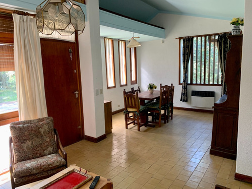 Excelente Casa Zona Golf, 3 Dormitorios 3 Baños Cochera Quincho Cerrado Parrilla Hermoso Parque