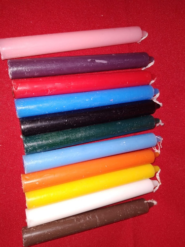 Imagen 2 de 2 de Paq. De 50 Velas Lisas. A Elección Los Colores Uno O Surtido