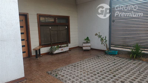 Casa En Venta De 2 Dorm. En Quillota