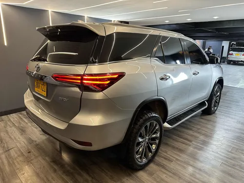 Toyota Fortuner 2.8l