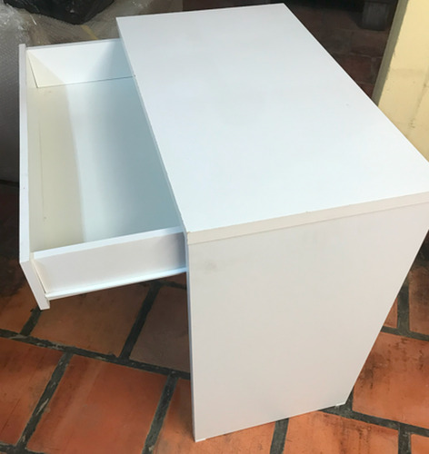 Mesa Para Home Office Com Gaveta Branco - Tok&stok Usada Branco (Usado)