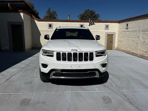 Jeep Grand Cherokee 5.7 Limited Lujo 4x2 Mt