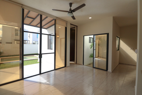 Casa En Venta En Privada Estela Nativa Ubicada En Conkal.