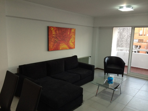Departamento En Nueva Cordoba, Con Cochera