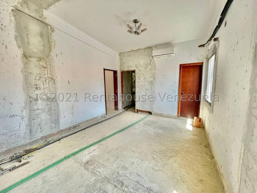 Imagen 17 de 30 de Prados Del Este Casa En Venta Cod. 22-19008 02129594482----04141469108 Rah Ccct