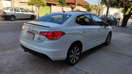 Imagen 8 de 18 de Citroën C4 Lounge 2019 1.6 Hdi 115 Feel Pack 10 Años Oport!!