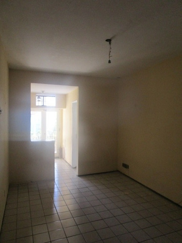 Imagem 3 de 7 de Apartamento Para Alugar Na Cidade De Fortaleza-ce - L7687