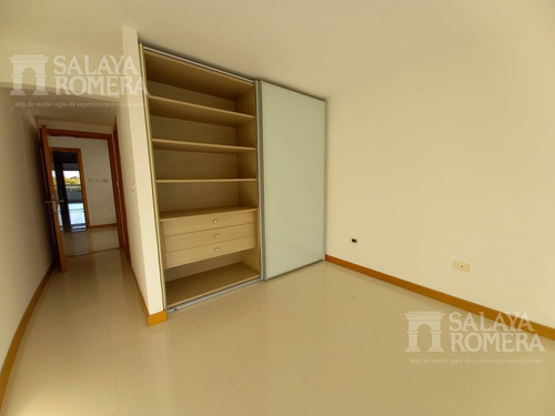 Imagen 21 de 23 de Venta - Playa Brava - 3 Dormitorios Y Servicio