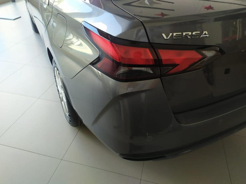 Imagem 11 de 11 de Nissan Versa Sense 1.6 (flex)