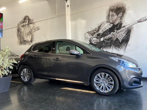 Peugeot 208 1.6 Allure Plus Hdi