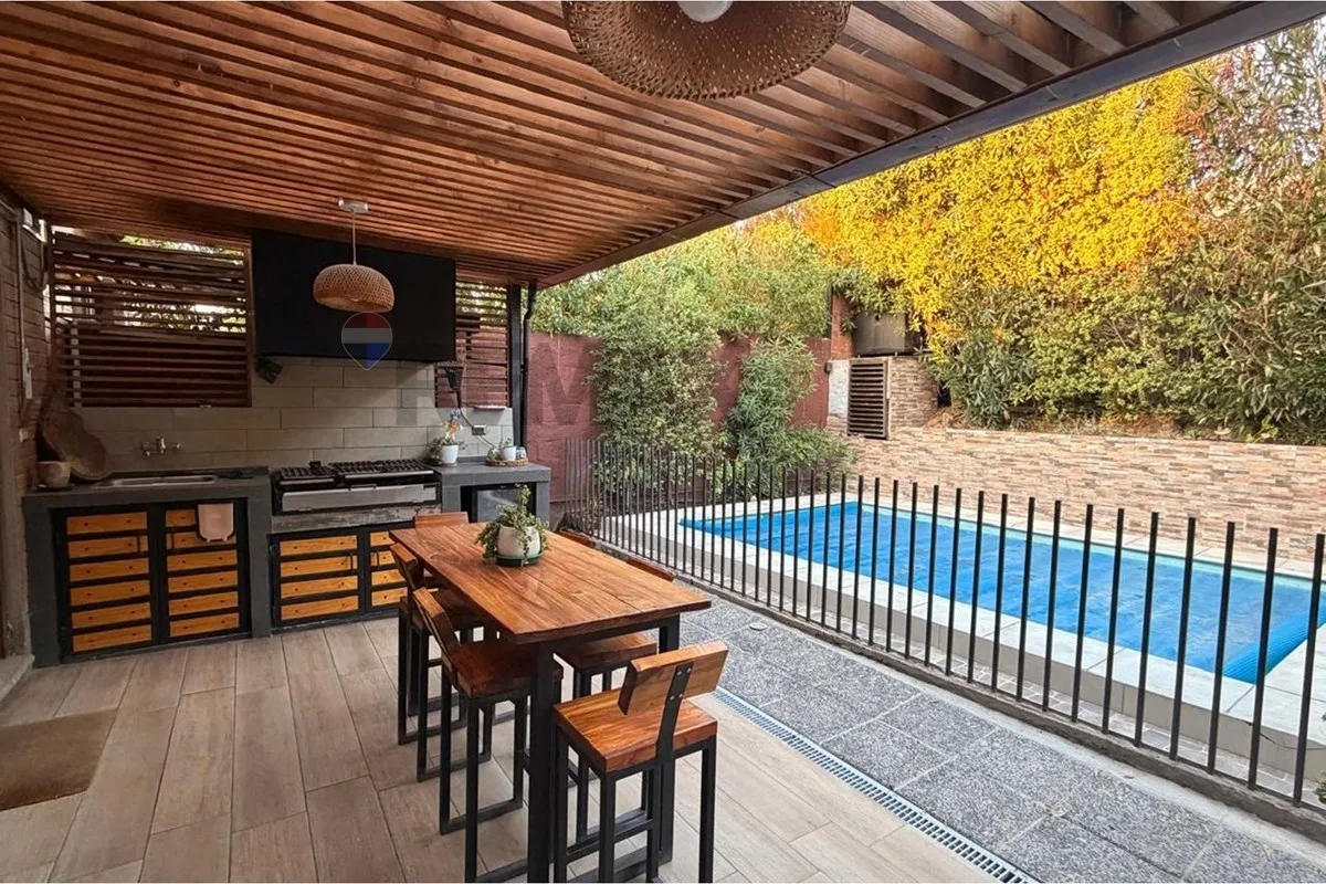 Imagen 4 de 16 de Casa 3d-3b-piscina-quincho-dunalastair-pumahue