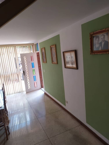 Imagen 3 de 12 de Los Pomelos Quinta De 2 Niveles