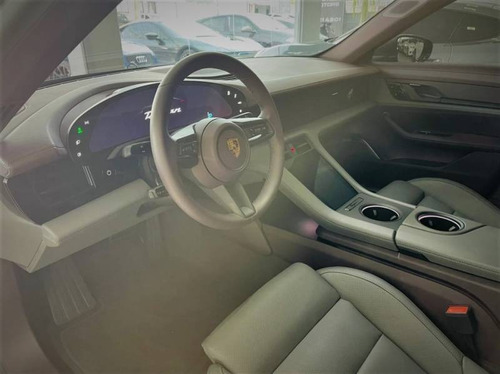 Imagem 7 de 8 de Porsche Taycan 4s Elétrico