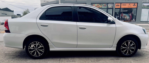 Toyota Etios 1.5 Xls At