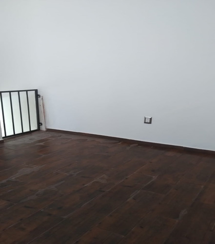 Imagen 7 de 10 de Oficina En Renta Planta Alta, Av De La Luz