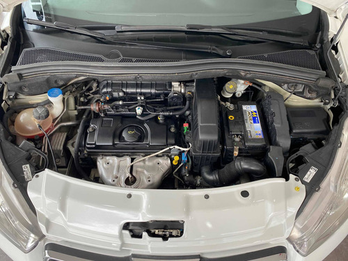 Peugeot 208 1.5 Allure 2014