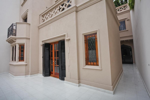 Imagen 14 de 29 de Casa Estilo Tudor En Alquiler - Belgrano R. Impecable Estado.