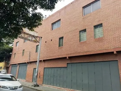 Edificio en alquiler