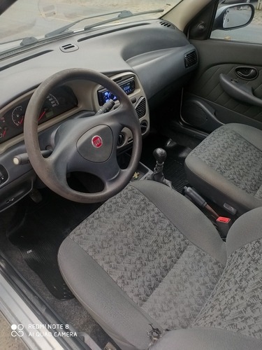 Imagem 4 de 6 de Fiat Palio 2009 1.0 Fire Celebration Flex 5p