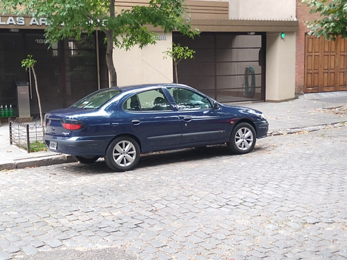 Renault Megane 2.0 1998