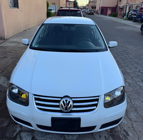 Volkswagen Jetta 2.0 L4 Mt