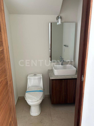 Imagen 16 de 18 de Se Vende Residencia El En Colli Urbano
