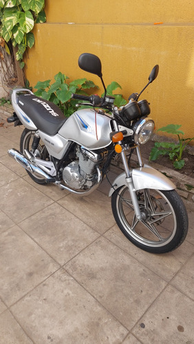 Suzuki En 125
