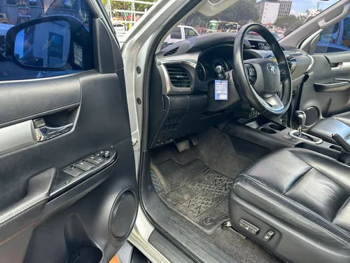 Toyota Hilux Srv 2.8 At 4x4 Diesel