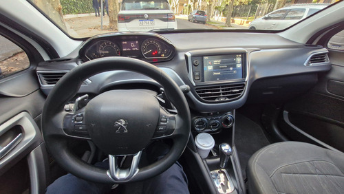 Peugeot 208 1.6 Allure Tiptronic
