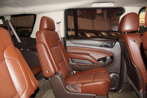 Chevrolet Suburban 5.3 Ltz V8 4wd 2da Cubo At
