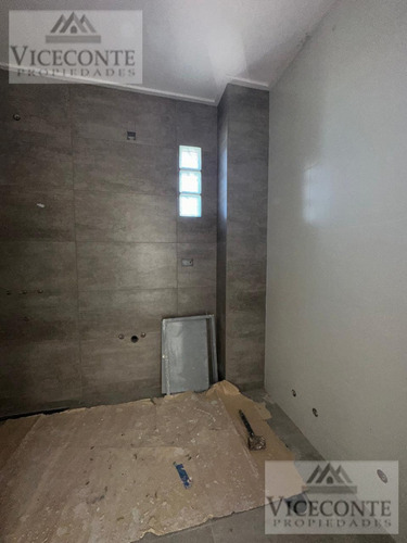 Excelente Depto A Estrenar De 54m2.(3ro. Frente) Calle Hipólito Yrigoyen. Chascomús, Buenos Aires.