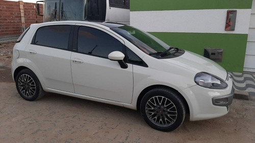 Fiat Punto 2013 1.6 16v Essence Flex 5p
