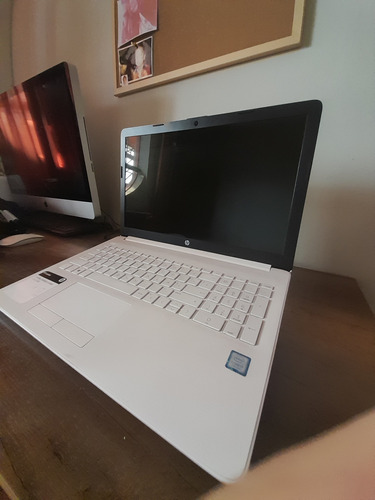 Laptop Hp 4gb 1tb Hdd Blanco