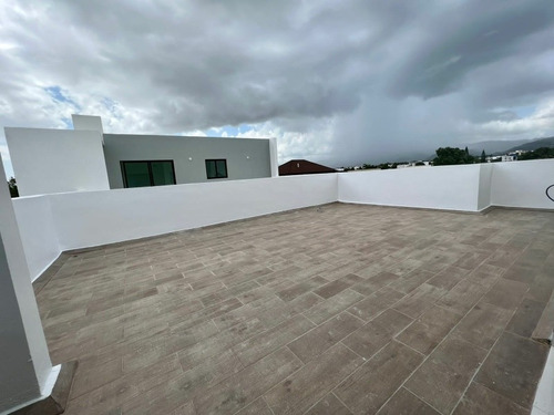 Imagen 11 de 20 de Se Alquila Un Penthouse En Tigaiga Nuevo A Estrenar