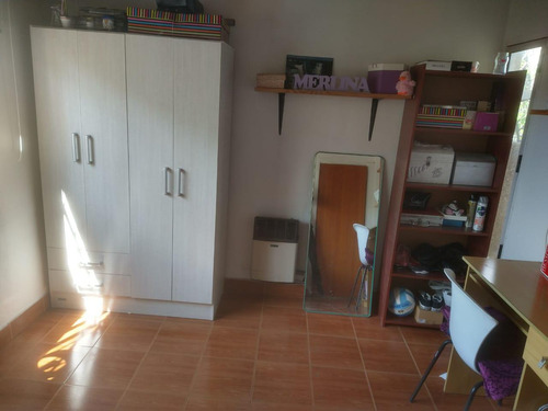 Ph En Venta - 4 Dormitorios 2 Baños - Cochera - 163mts2 - La Plata