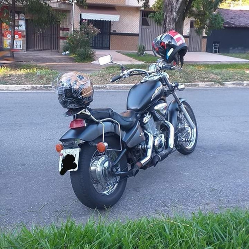 Honda Black Shadow