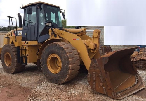 Pá Carregadeira Caterpillar Ano 2015