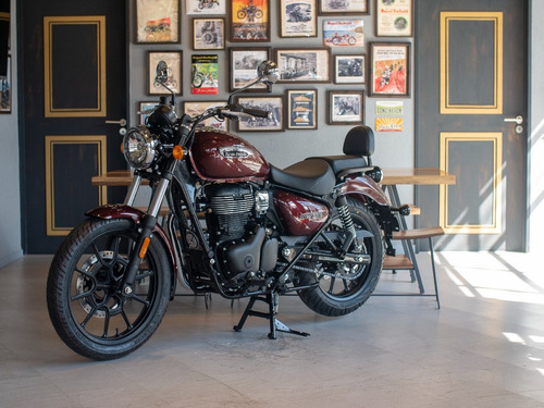 Imagen 8 de 25 de Royal Enfield Meteor 350 Stellar Roja Reserva Ya