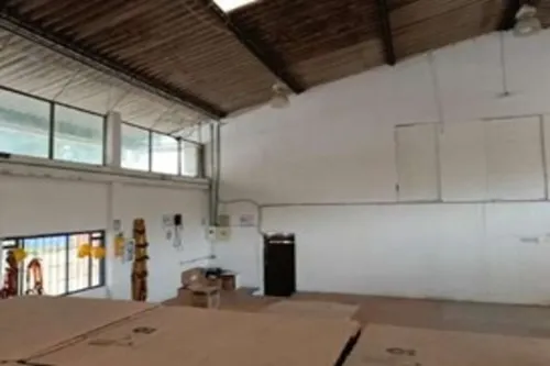 Bodega Muelle De Carga - Calle 13