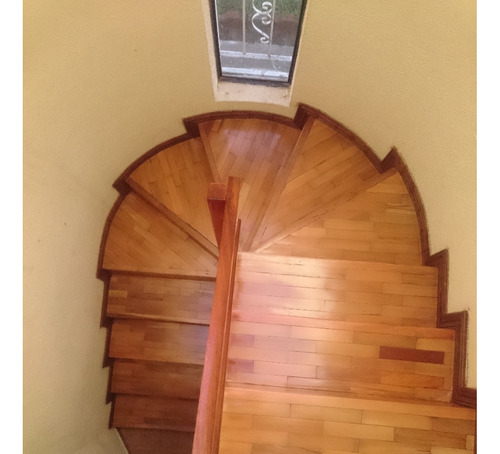 Pulida Y Lacada De Pisos De Madera