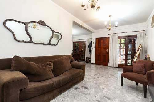 Imagen 3 de 30 de Venta Casa 4 Ambientes Turdera