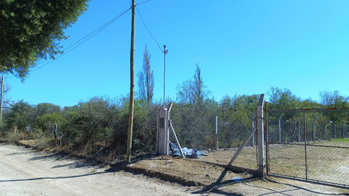 Terreno De 2500m2 (1/4 Ha) En Nogolí, San Luis, Con Luz Y Agua