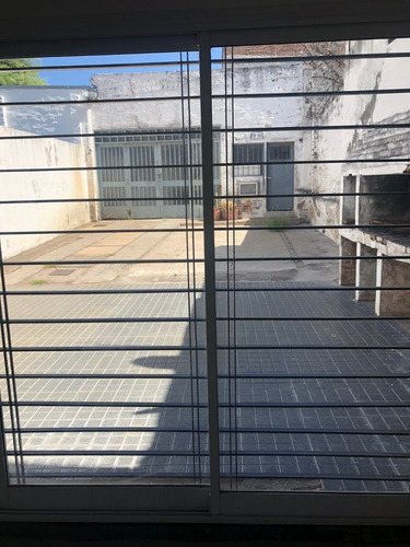 Imagen 23 de 30 de Oficinas Y Galpón Comercial Imperdible!!! Barrio San Martin Obispo Clara 163!!