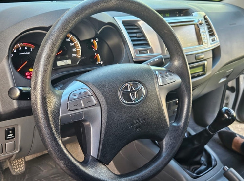 Toyota Hilux 2.7 Cd Srv Vvti 4x2 - A3