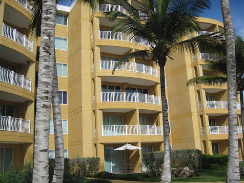 Imagen 1 de 14 de En Venta Apartamento En Playa Parguito. Cimarrón.