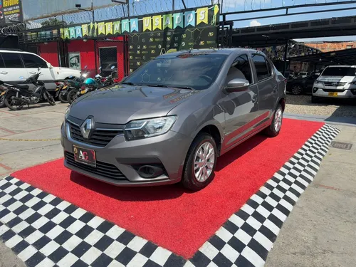 Renault Logan LIFE 1.6 MT