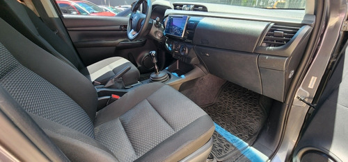 Imagen 10 de 15 de Toyota Hilux 2018 2.4 Cd Dx 150cv 4x2