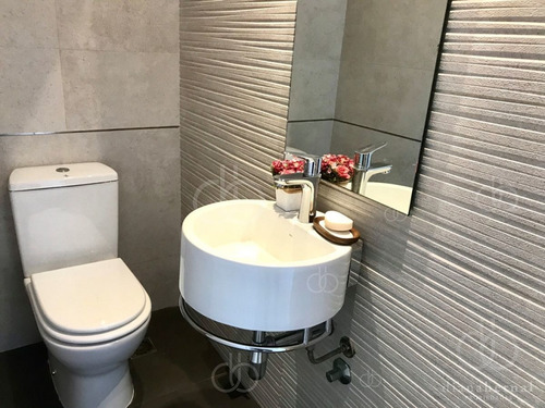 Imagen 21 de 26 de Casa En Mansa,barrio Privado, Punta Del Este, 4 Dormitorios Y Piscina Climatizada.