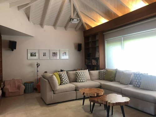 Casa En Venta En El Barrio Cerrado El Talar De Pacheco Tigre