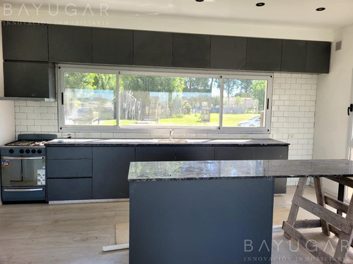 Venta Casa - Barrio Privado Santo Tomas / Pilar